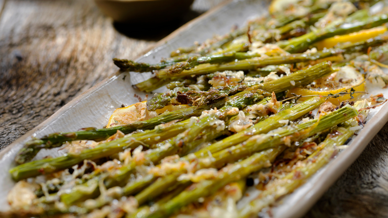 Air Fryer Asparagus Recipe with Garlic Parmesan Butter